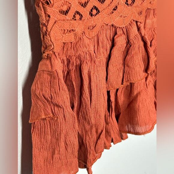 Free People Adella Cami NWT Winding Roads Rust Crochet Lace Peplum Ruffle XS - Picture 7 of 16